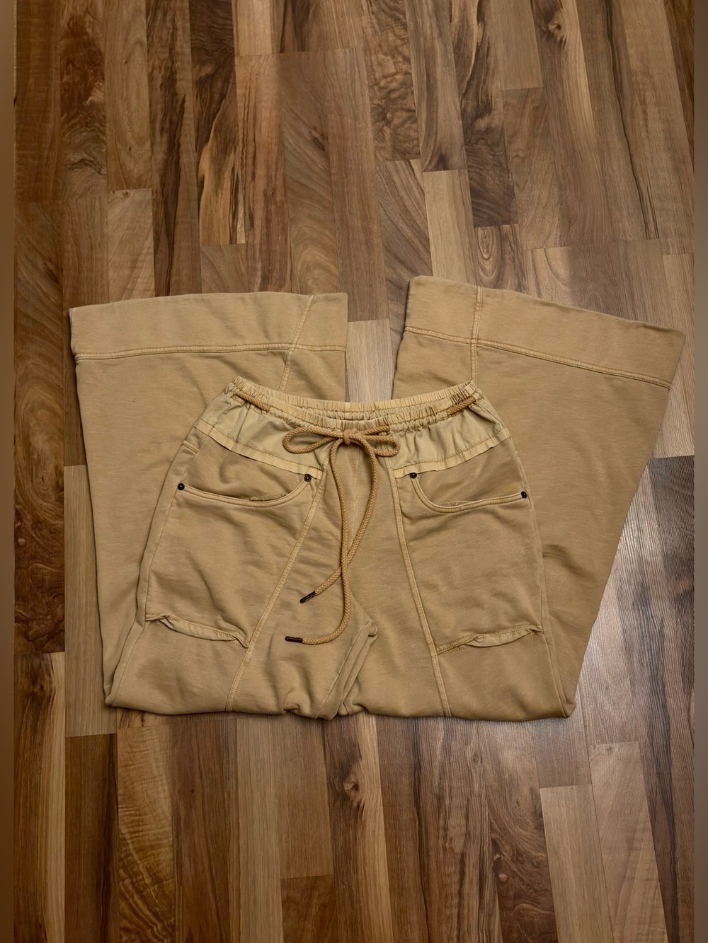 We The Free Sky Riser Knit Wide-Leg
Pull-On Pants - Picture 4 of 6
